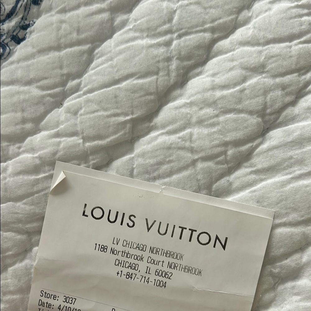 Louis Vuitton Cream Crossbody Bag - Picture 11 of 12